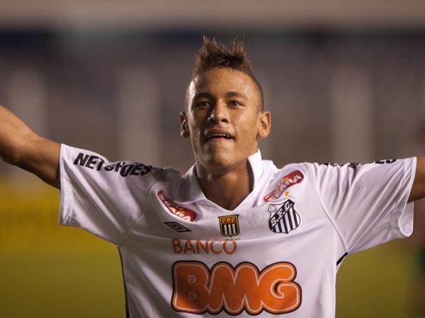  Neymar no início da carreira no Santos (Foto: Divulgação)